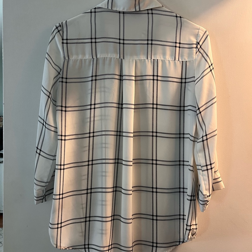Women's White Plaid Top